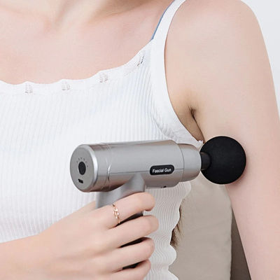 Massagista Fascial portátil para recuperação muscular silenciosa e eficaz N.W/G.W 1,02/1,9kg