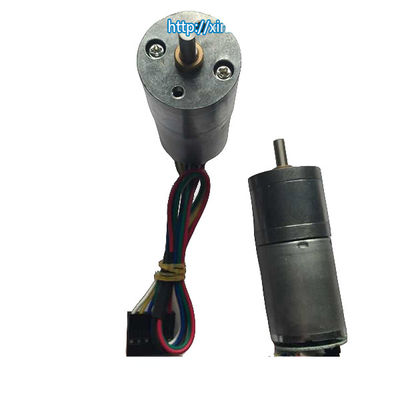 Motor de engrenagem para pequenos aparelhos com construção com ímã permanente e tensão nominal de 7,4 V